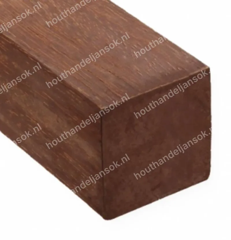 150x150mm Okan feingesägter Pfahl (3,00 m)