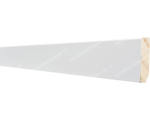 9x45mm Wit Gegronde Fichte Plint (4,90 m)