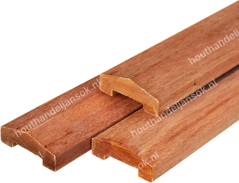 Hartholz-Pyramidenabdeckung 35 x 88 mm, Nut 49 mm (1,80 m)
