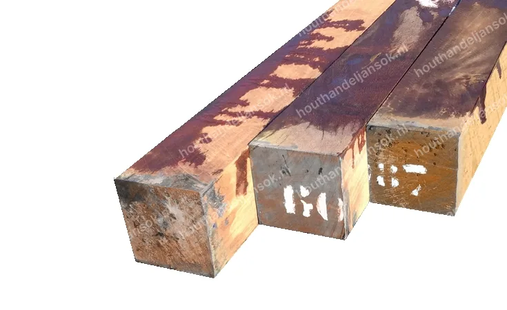 120x120mm Okan Hit & Miss Geschaafde paal (2,50m)