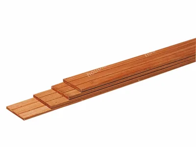 15x145mm Keruing Geschaafde Schuttingplank (3,65m)