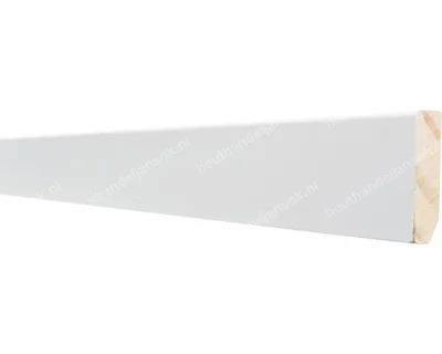 9x45mm Wit Gegronde Vuren Plint (4,90m)